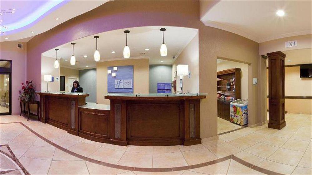 Hotel Express And By Ihg 3*