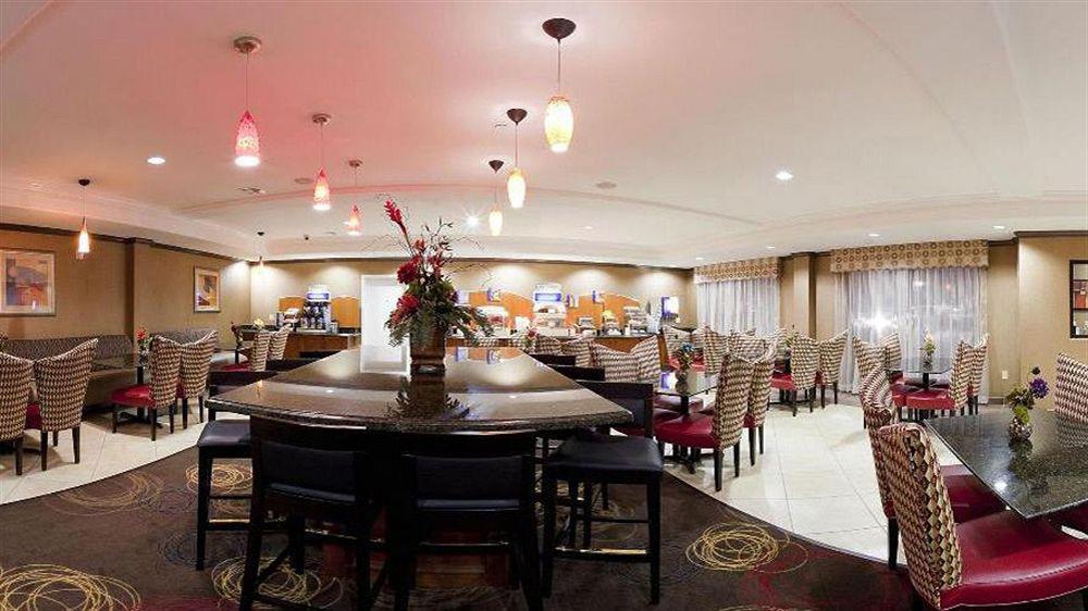 Express And By Ihg Hotel 3*