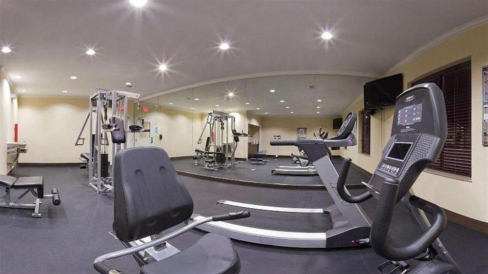 Express And By Ihg Hotel 3*