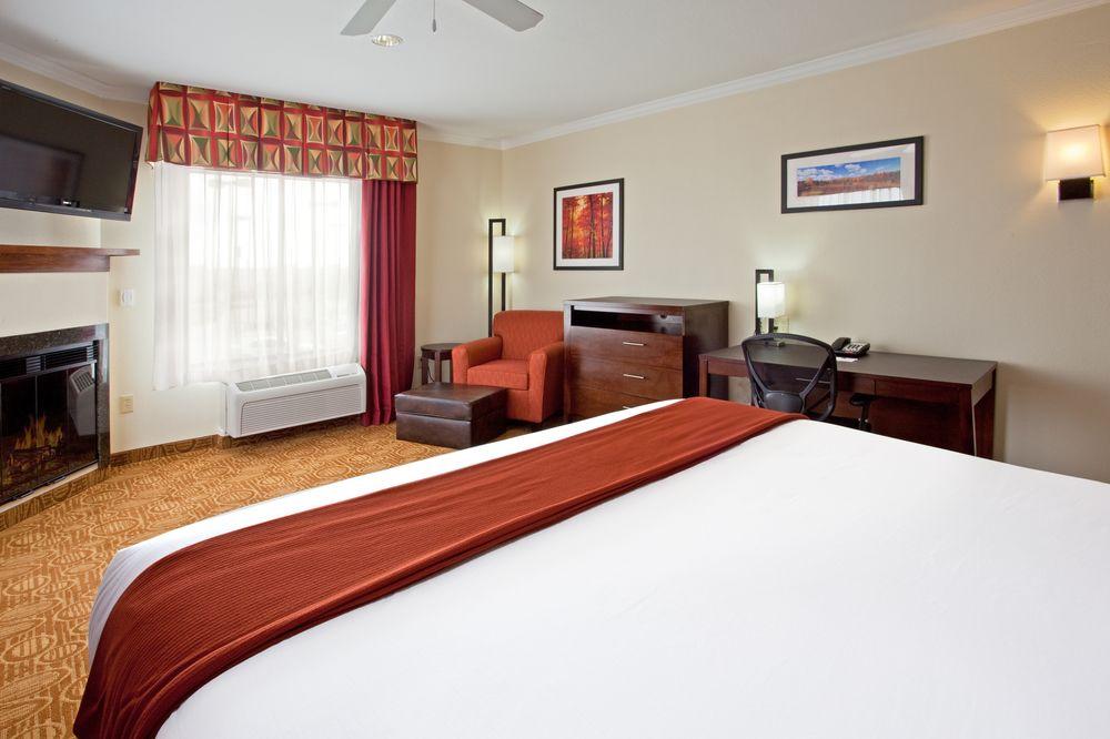 Hotel Express And By Ihg 3*